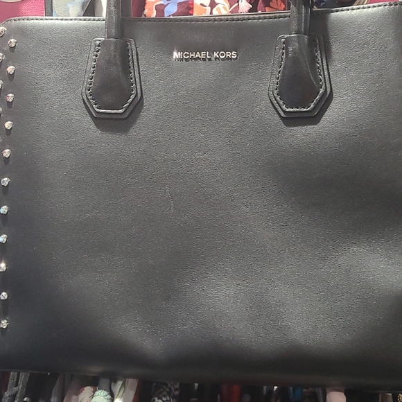 Micheal kors purse - Picture 10 of 10